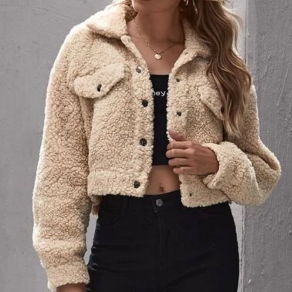 Cropped Teddy Jacket ✨